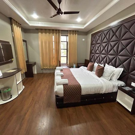 Fair Mount, Airport Road, Humhama Srinagar Hotel Luaran gambar
