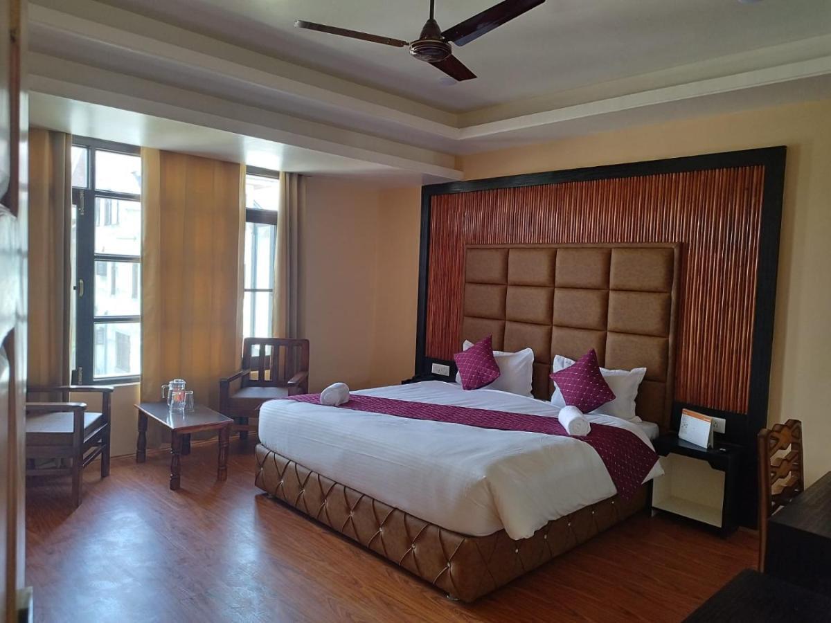 Fair Mount, Airport Road, Humhama Srinagar Hotel Luaran gambar