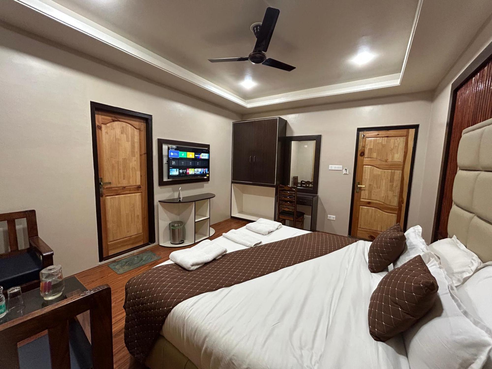 Fair Mount, Airport Road, Humhama Srinagar Hotel Luaran gambar